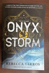 PERFECT BOOK GIFT FOR CHRISTMAS_ «Onyx Storm»