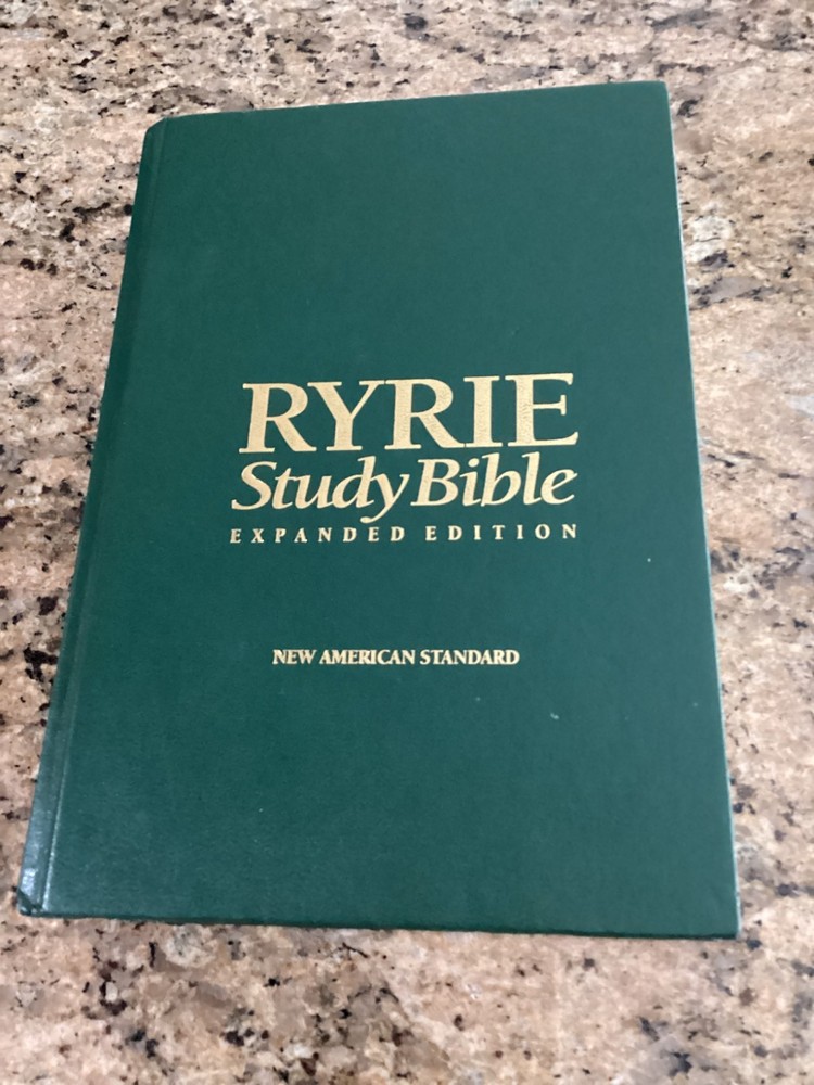 Ryrie Study Bible Expanded Edition New American Standard Bible 1995 Hardcover Vg