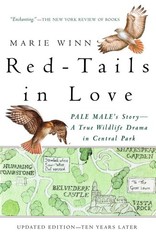 Red-Tails in Love: A Wildlife Drama in Central Park (Vintage Departures) – p…