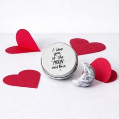 Classic Round Wall Pediment Keepsake – Express Your Love, 2.5» in Pewter